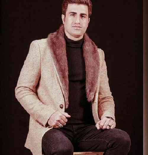 محسن لرستانی چشامو میبندم شاید حس کنم هست کنارم